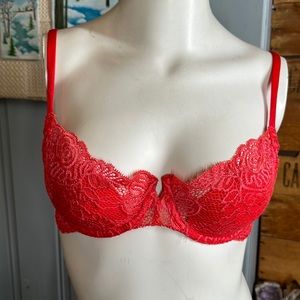Victoria’s Secret red lace underwire bra 34C
